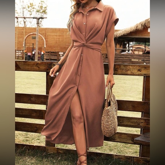 Classic button front dress - Picture 14 of 16